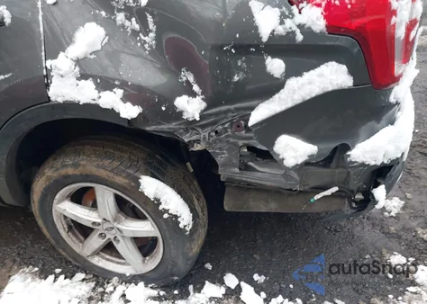 2016 Ford Explorer Xlt z USA, uszkodzony, nr VIN 1FM5K8DH0GGB55319